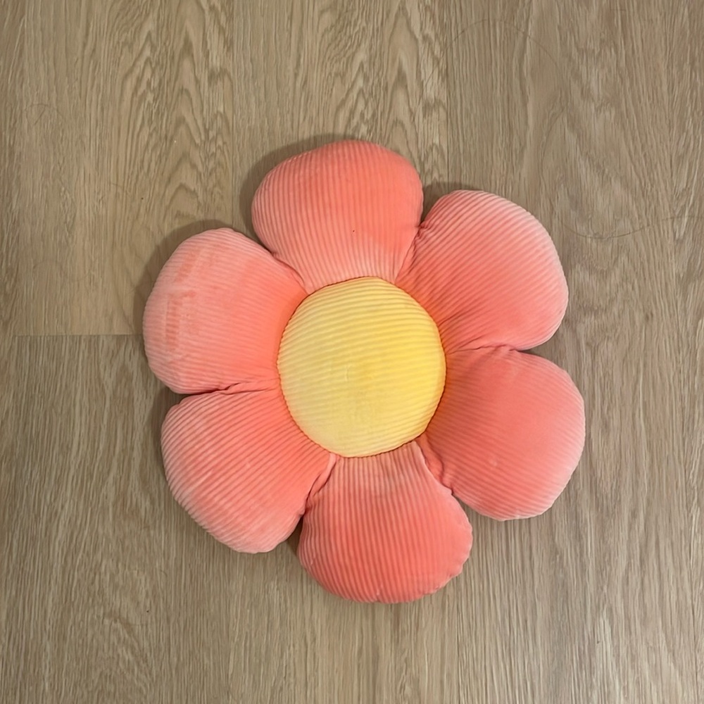 Soft, Warm, Flower pillow. Great for bed, couch, anything.